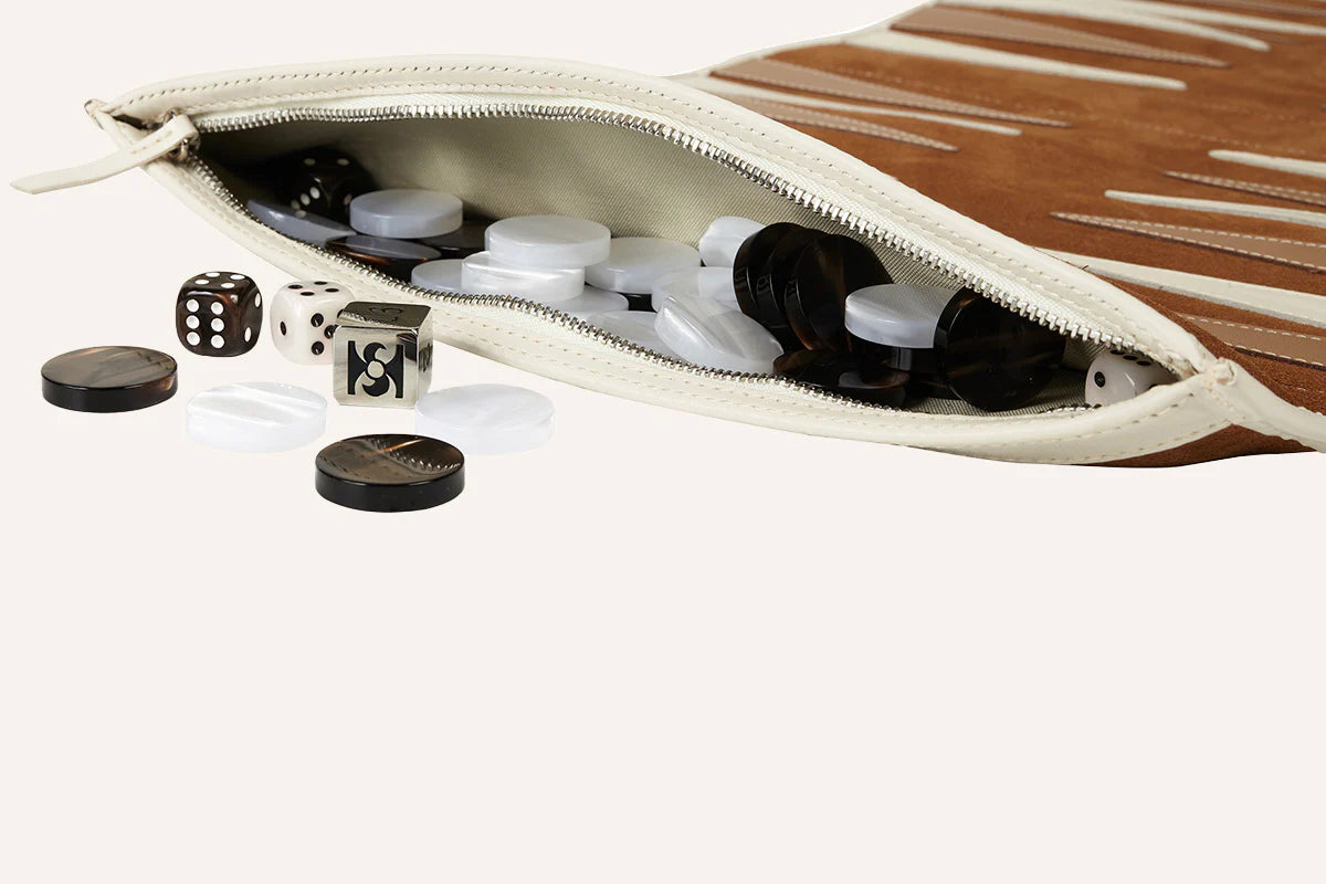 Hector Saxe Velvet Cognac Travel
